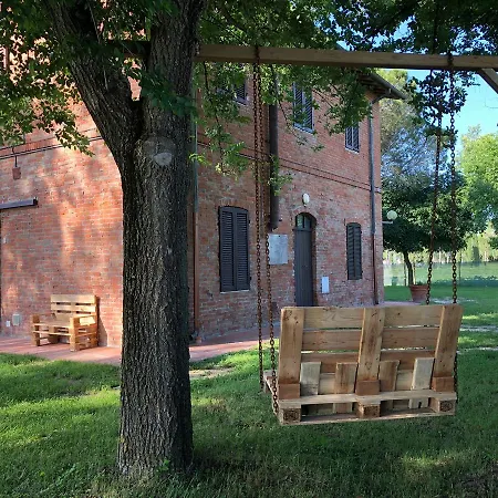 Tuscany Working Hostel *